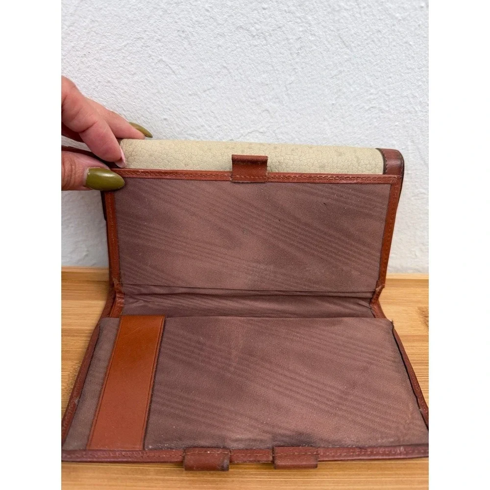 Dooney & Bourke Vintage All Weather Leather Wallet Brown Tan‎ USA Made